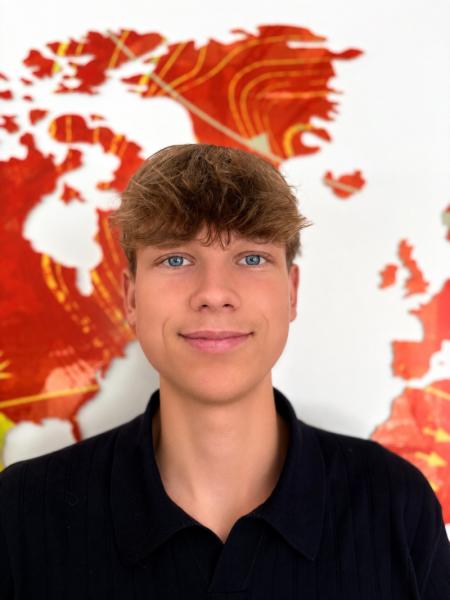 AdrianKahn